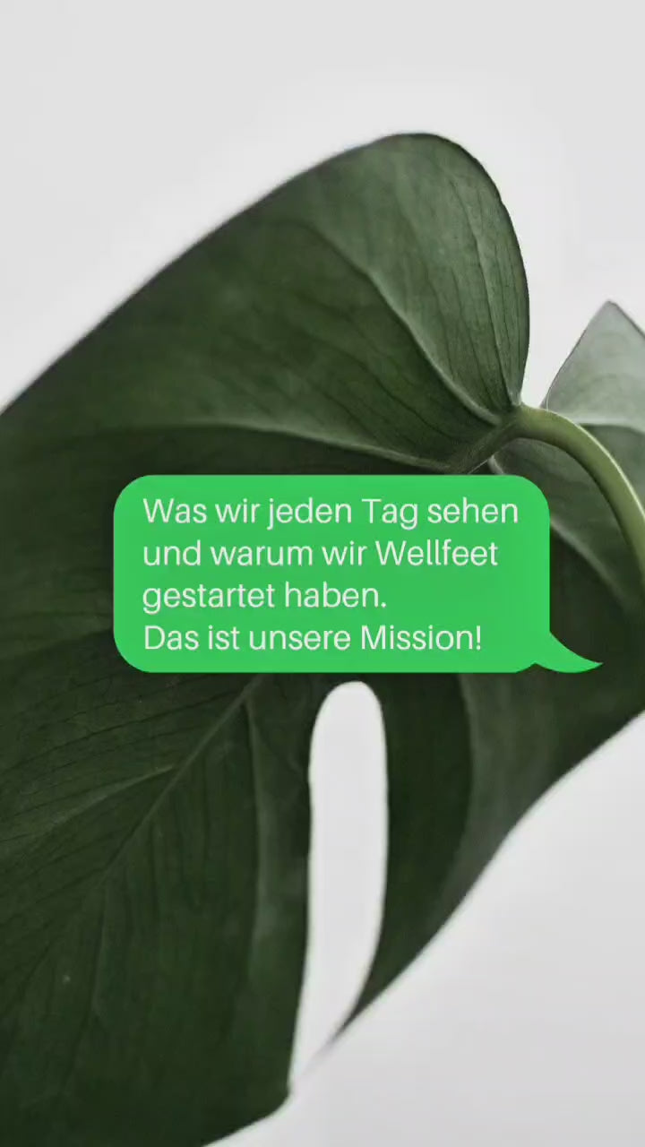 Video laden: [0-10 Sek] VORSTELLUNG:"Ich bin Alex. Ich bin der einzige offizielle PainBreaker-Partner in Deutschland.Und ich möchte dir erklären, warum."[10-30 Sek] WARUM PAINBREAKER:"Als ich PainBreaker zum ersten Mal gesehen habe, war ich skeptisch. Einlagen? Gibt es doch überall.Aber dann habe ich verstanden: Das hier ist keine normale Einlage. Das korrigiert.Das verändert. Das heilt von unten."[30-50 Sek] WAS ES BEWIRKT:"Ich habe Menschen gesehen, die jahrelang mit Schmerzen gelebt haben. Orthopäden, Physiotherapie, Schmerzmittel – nichts hat dauerhaft geholfen.Und dann: PainBreaker. Ab dem ersten Schritt ein anderes Gefühl."[50-70 Sek] SOCIAL PROOF:"Heute haben über 500 Menschen in Deutschland PainBreaker getestet.5.0 Sterne. Über 140 Bewertungen.Die Ergebnisse sprechen für sich."[70-90 Sek] CTA:"14 Tage risikofrei testen.Wenn du nicht überzeugt bist – ich stehe dafür ein. Persönlich."